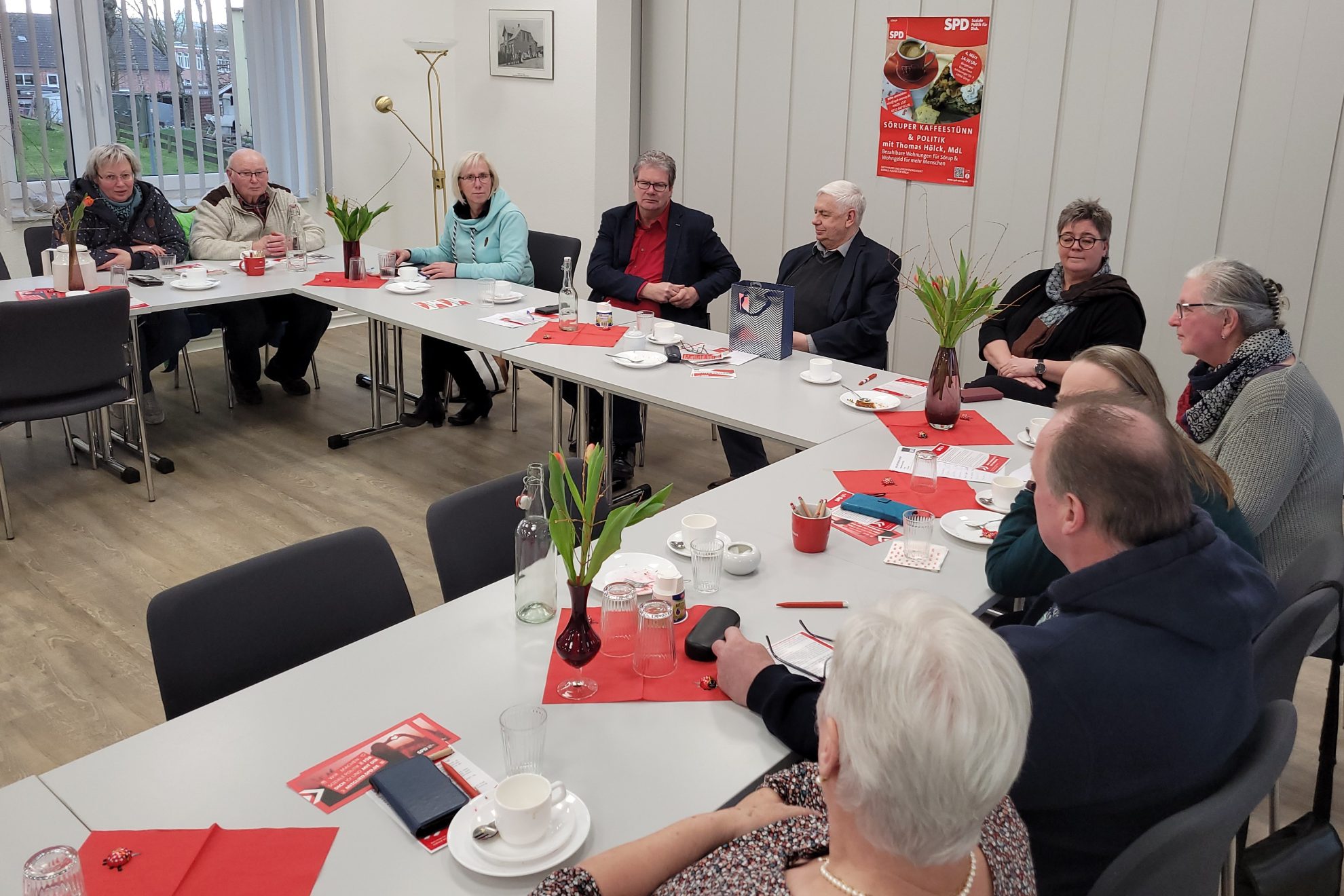 Bild der Kaffeetafel bei Söruper Kaffeestünn & Politik